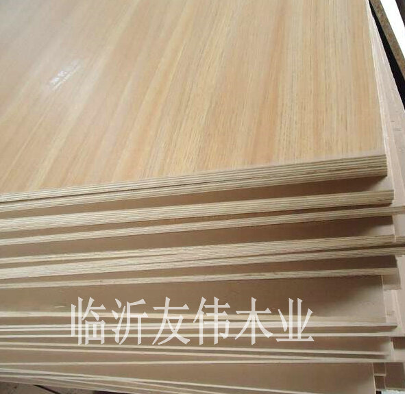 膠合板的密度多少，受什么因素影響